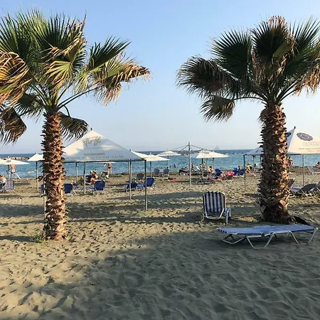 Dasoudi Beach Bright&sunny Design شقة